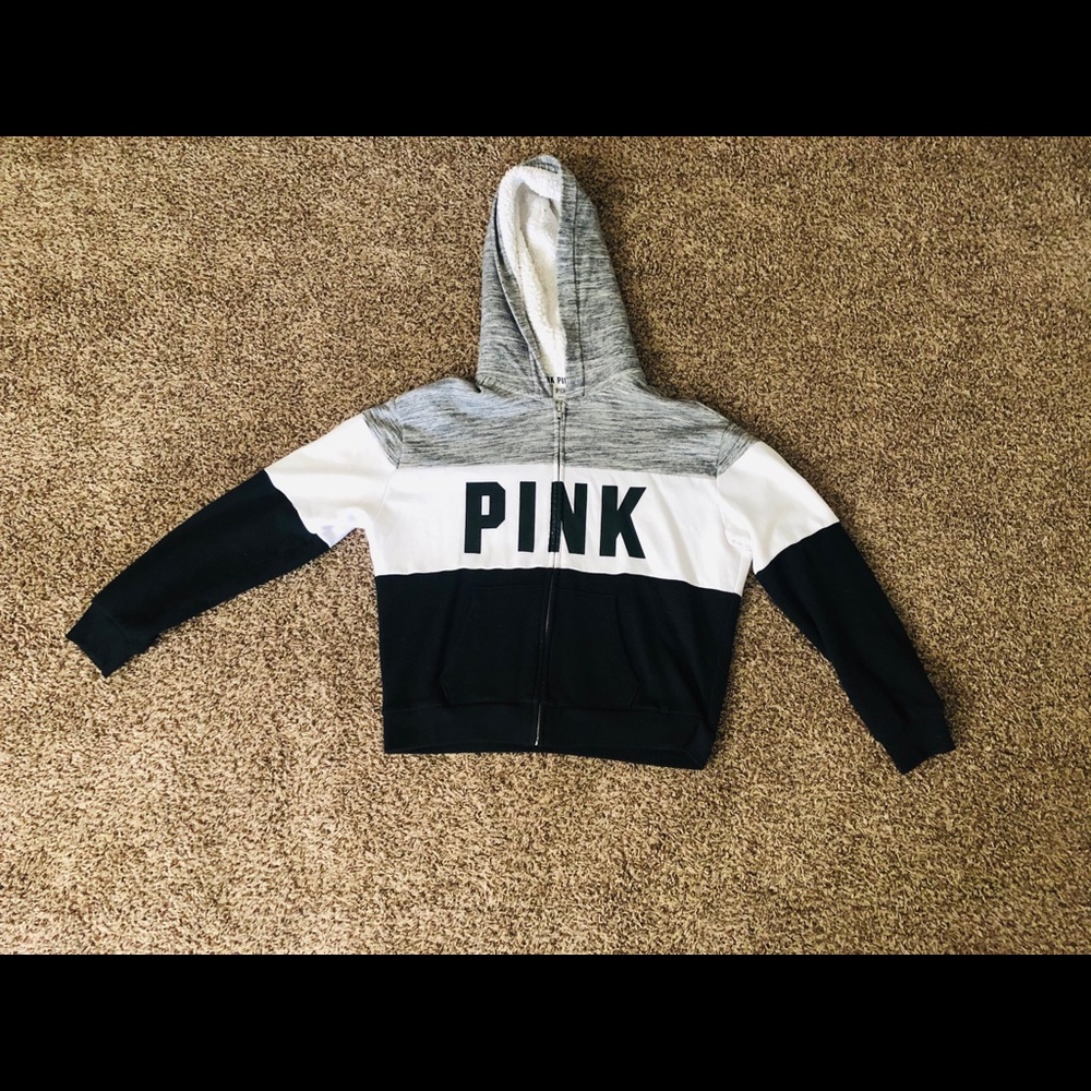 Sherpa lined VS pink hoodie